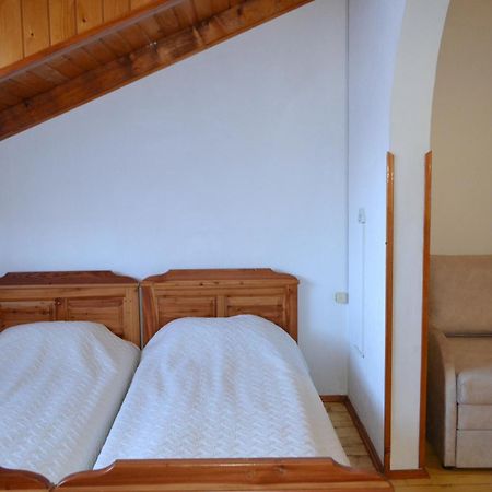 Satori Hotel Migovo Luaran gambar