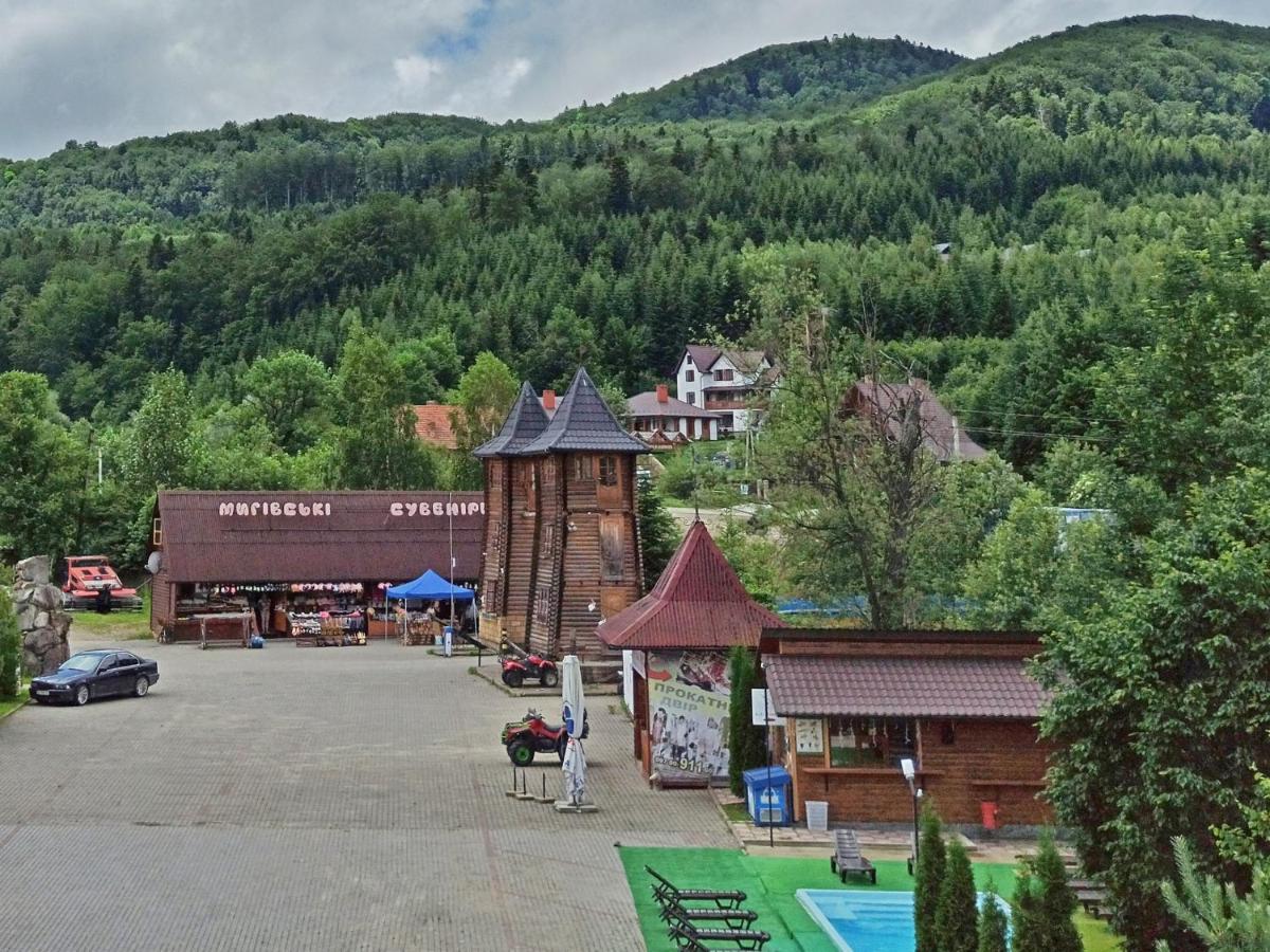 Satori Hotel Migovo Luaran gambar