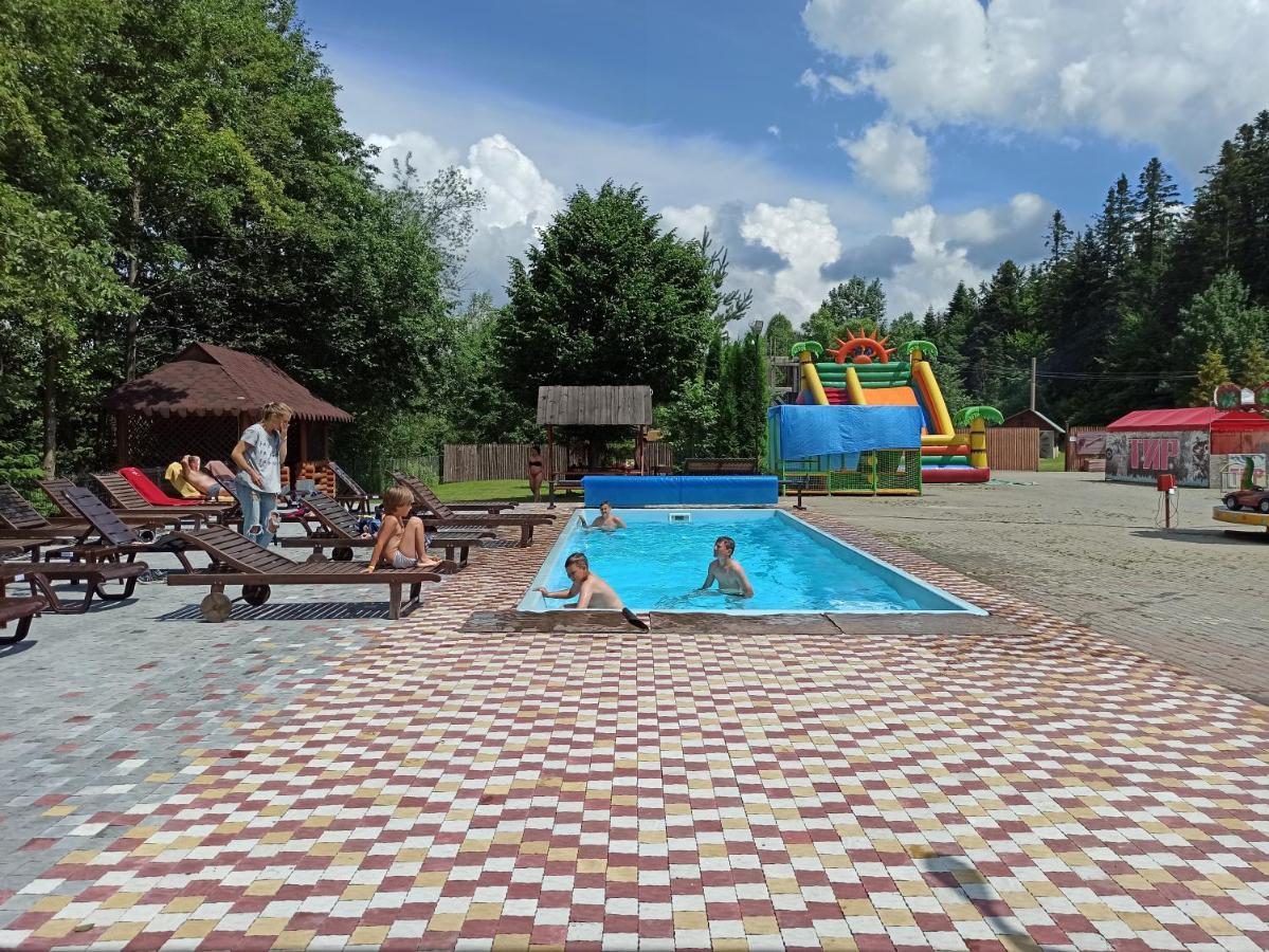 Satori Hotel Migovo Luaran gambar