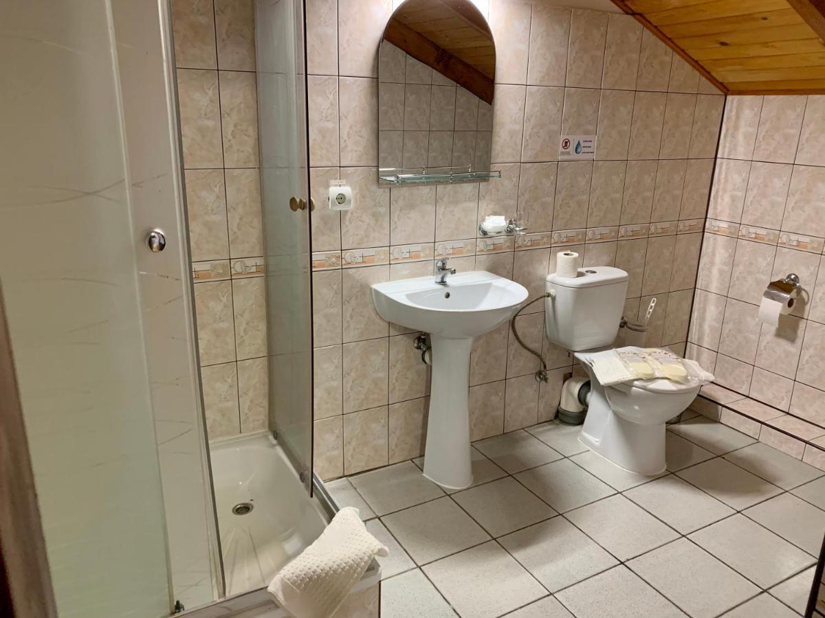 Satori Hotel Migovo Luaran gambar