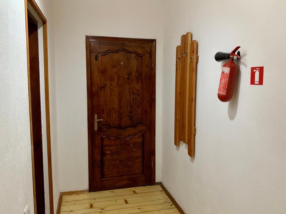 Satori Hotel Migovo Luaran gambar